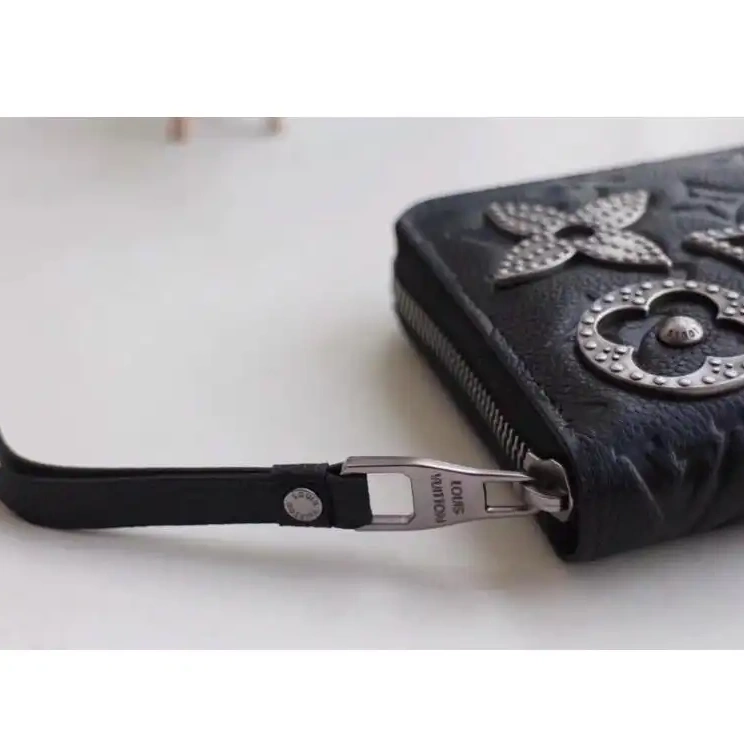 Official Brother Sam Bags LV 19T1L0286 0711